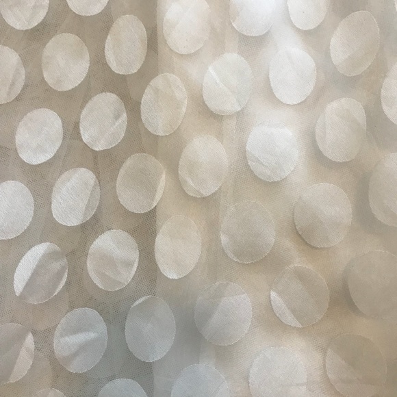 Boohoo Elastic Waist White Mesh A-Line Skirt - Picture 5 of 5